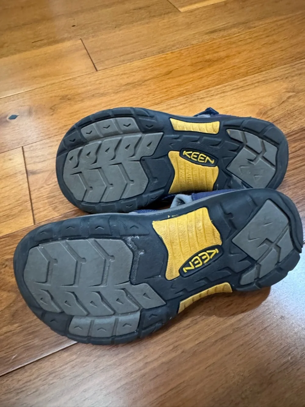 Keen Kids Navy Blue and Gray Closed-Toe Sandals